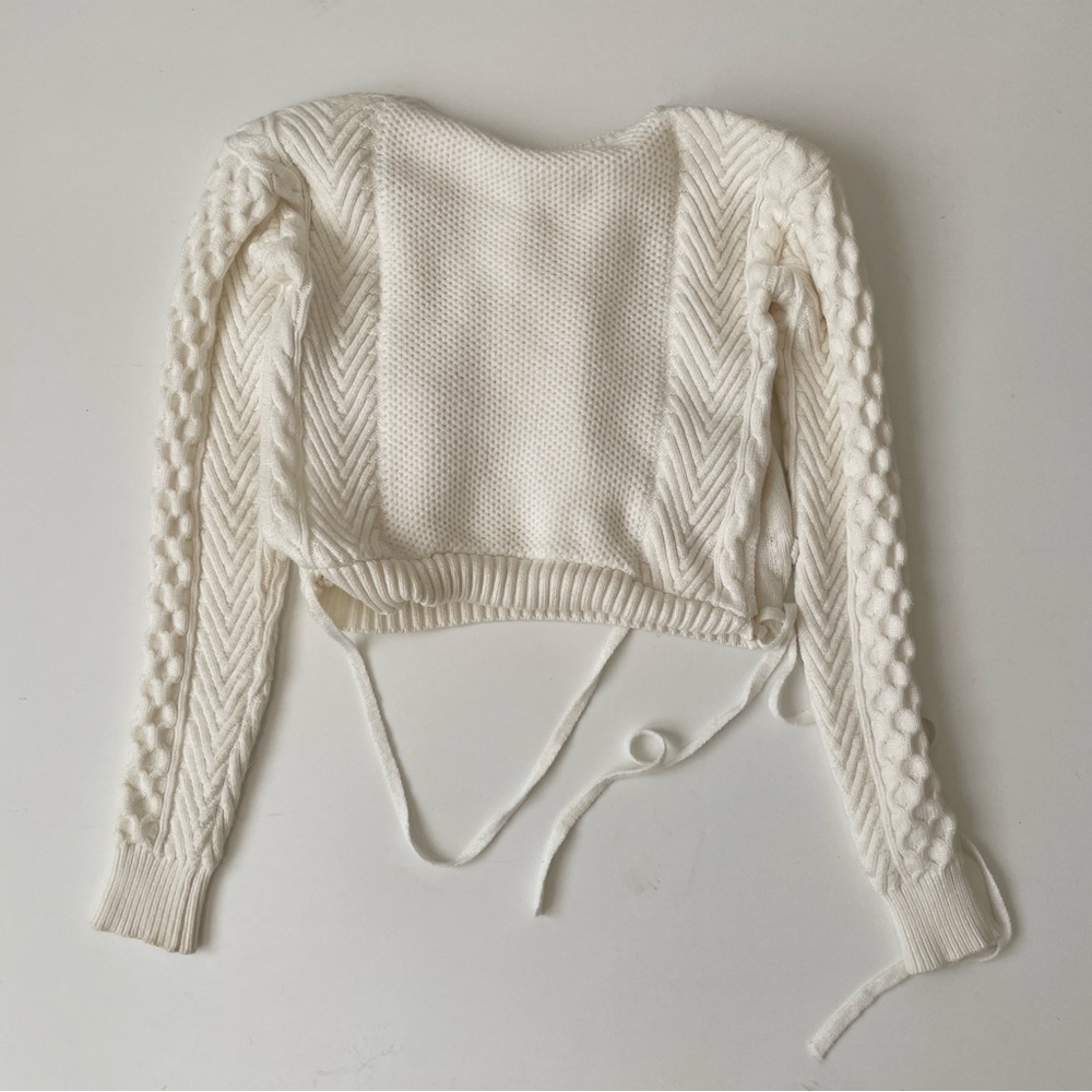 YesStyle Two Piece Knit Crop Long Sleeve Sweater Top in Ivory, Size XS/S - Picture 9 of 12